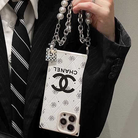 アイフォン 15 chanel シャネル ケース 