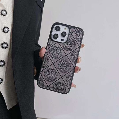 iphone 15pro max versace ヴェルサーチ カバー 