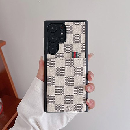 burberry バーバリー アイホン 15プロ max スマホケース 