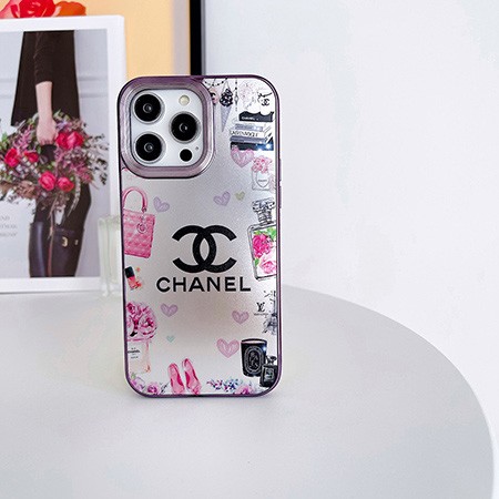 アイフォーン 15plus スマホケース chanel 