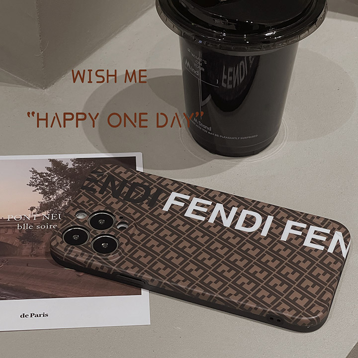 fendi フェンディ iphone14 スマホケース 