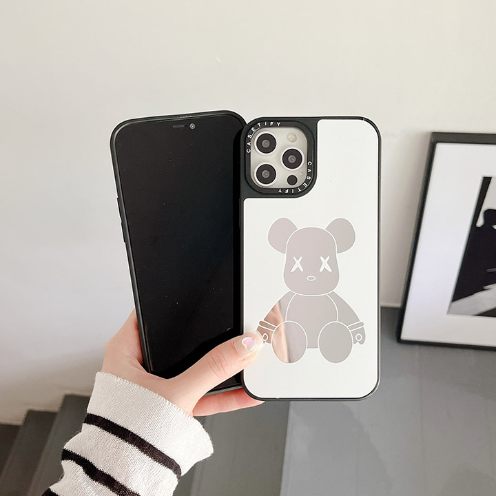 ハイブランド ケース iphone13promax kaws 