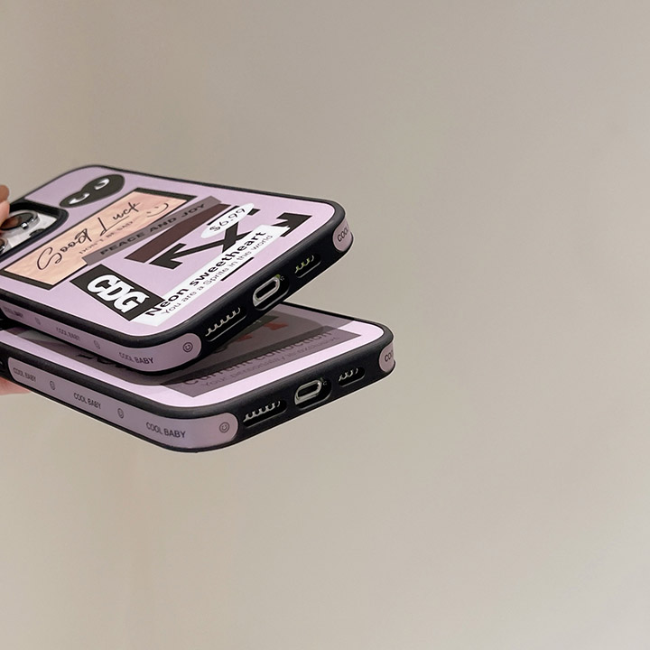 ハイブランド コムデギャルソン iphone15プロ 携帯ケース 
